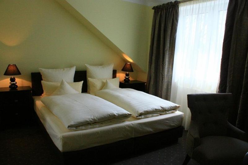 Bayerisches Landhaus Otel Bielefeld Oda fotoğraf