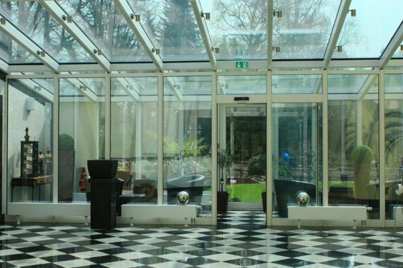 Bayerisches Landhaus Otel Bielefeld Dış mekan fotoğraf