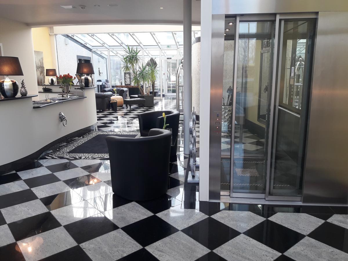 Bayerisches Landhaus Otel Bielefeld Dış mekan fotoğraf